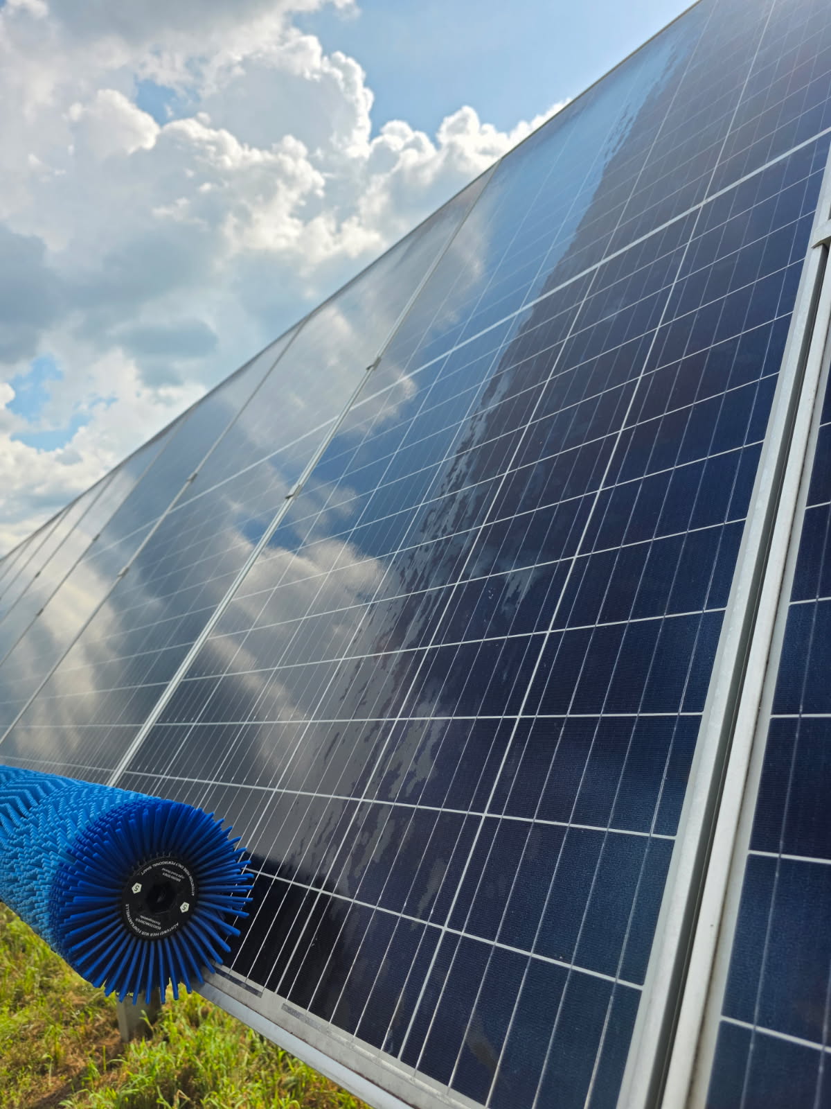 Commercial Solar Panel Cleaning